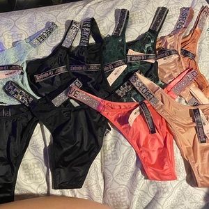 COPY - Victoria secret shine strap 10/225$